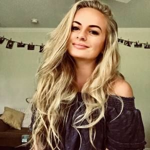 Meet your Posher, Faith